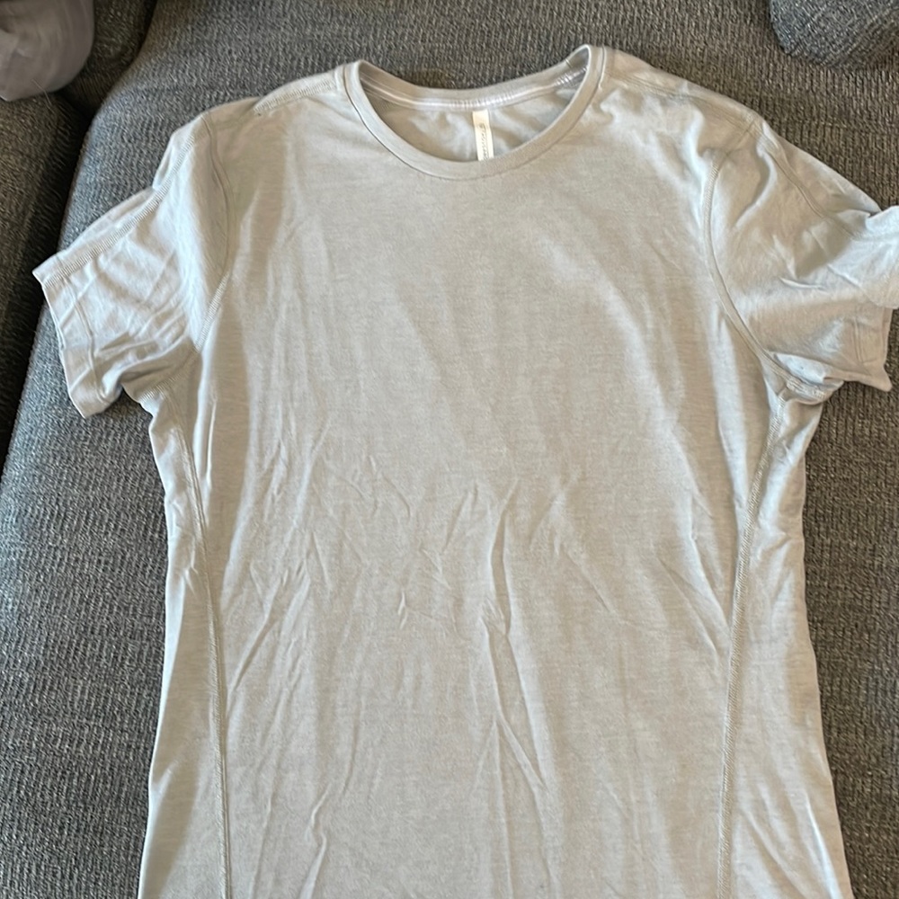 Ten thousand durable tee medium